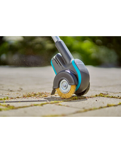 GARDENA Akumulatorowa szczotka do fug 1800/18V P4A z akumulatorem